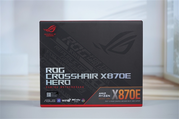 锐龙9000旗舰座驾！华硕ROG CROSSHAIR X870E HERO主板图赏