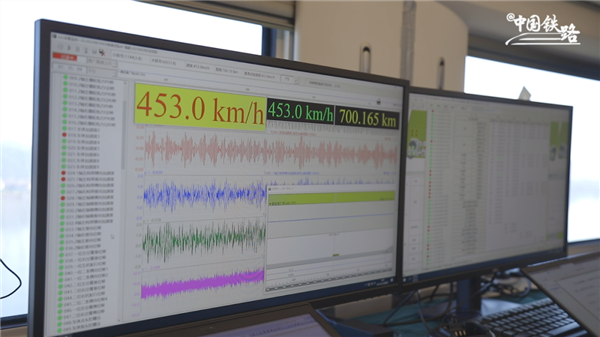 整车装配！世界最快高铁CR450样车年内下线：我国100%自研